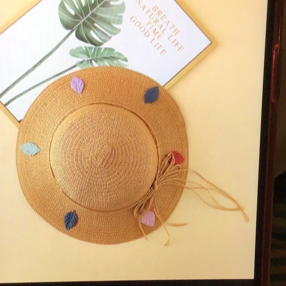 Straw hat